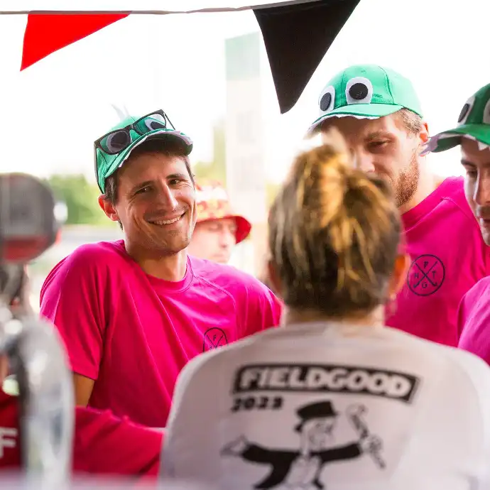 FieldGood Hockey Tournament Louvain-la-Neuve Hockey Club évènement tournoi sport folklore fieldhockey Belgique rencontre network amis