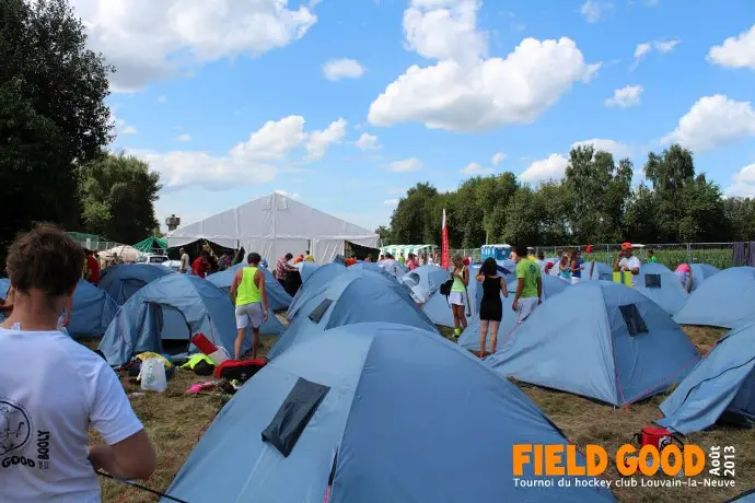 FieldGood Hockey Tournament Louvain-la-Neuve Club fieldhockey Belgique tournoi all-inclusive sport folklore camping tente glamping